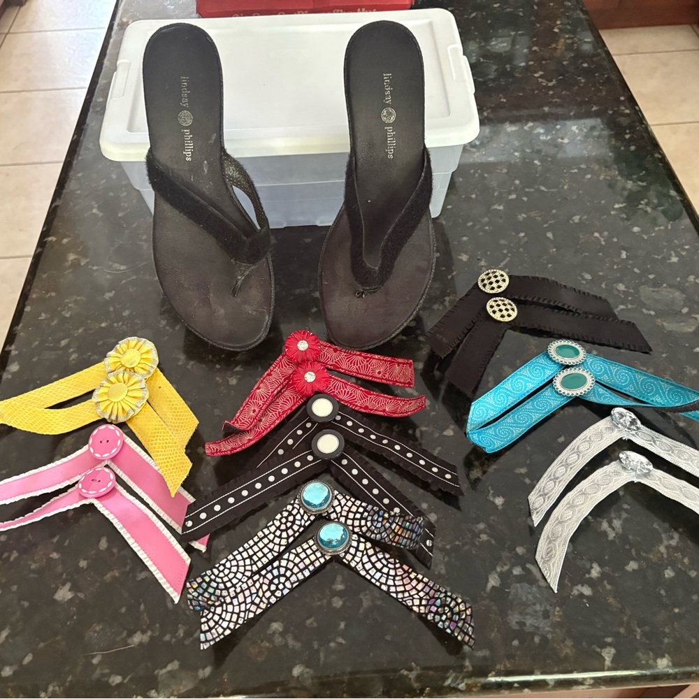 Switch Flops
Lindsay Phillips Black Sandals with Interchangeable Straps